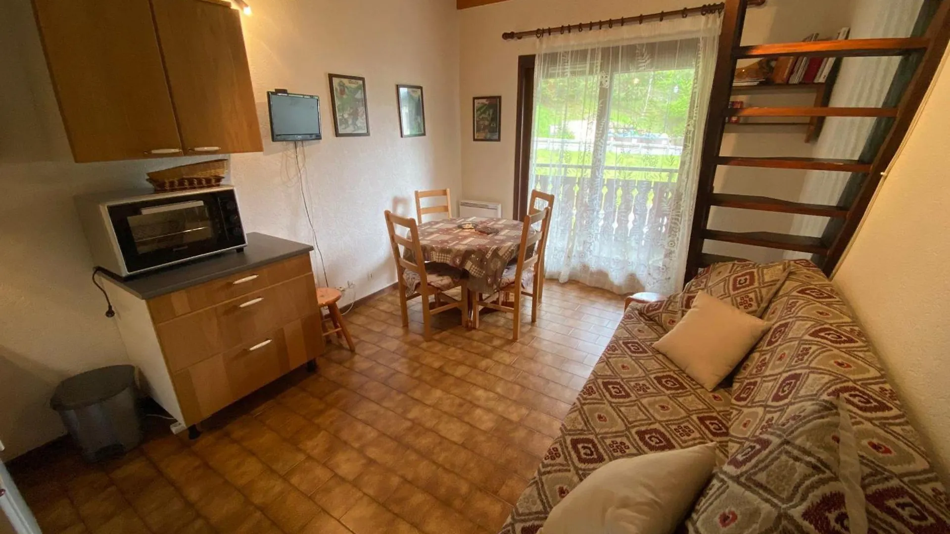 Studio Avec Mezzanine, Balcon Et Parking A Chatel, Proche Des Remontees Mecaniques - Fr-1-693-17